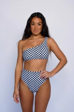 Ellis Top - Dogtown -SunKissed Swim Store SKATIE Dogtown 35 pp Edit