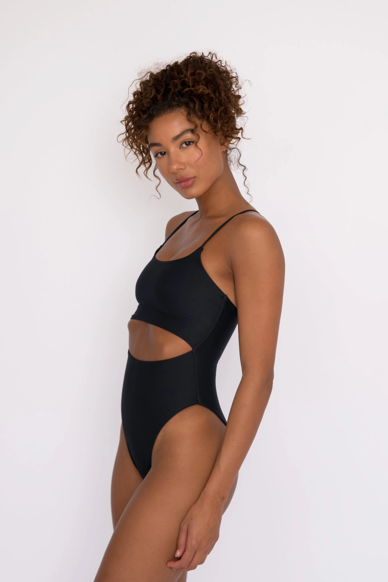 Madison One Piece - Black 5 Madison One Piece - Black - Image 3