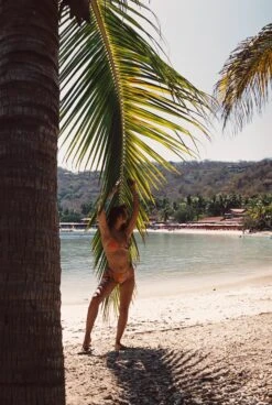 Ella Top - Picante -SunKissed Swim Store amad664 080 d4a466aa 2dd7 4bfd 9369 2d123c2152e5