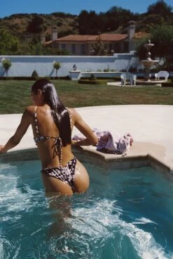 Suzanne Bottom - Dawn -SunKissed Swim Store amad683 249 49b0a2ee e5c4 40f6 aad1 2c97492b842d